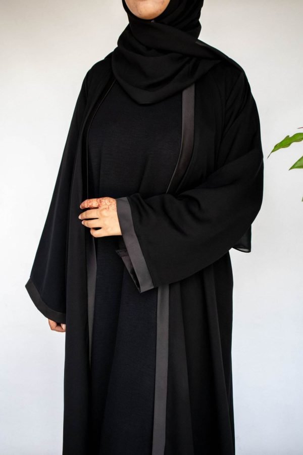 The Ayaanah Abaya - Image 2