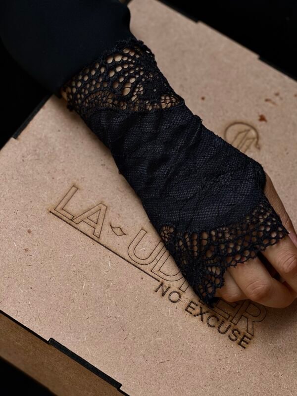 Tiyama Gloves