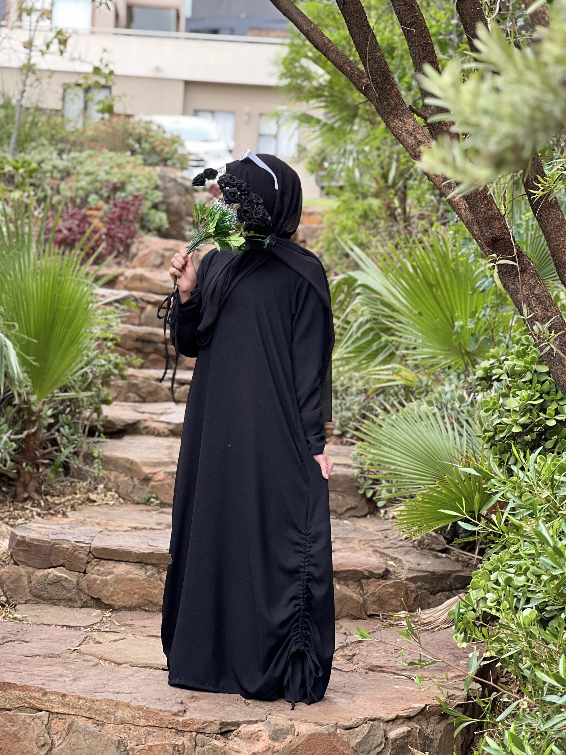 The Arwa Abaya