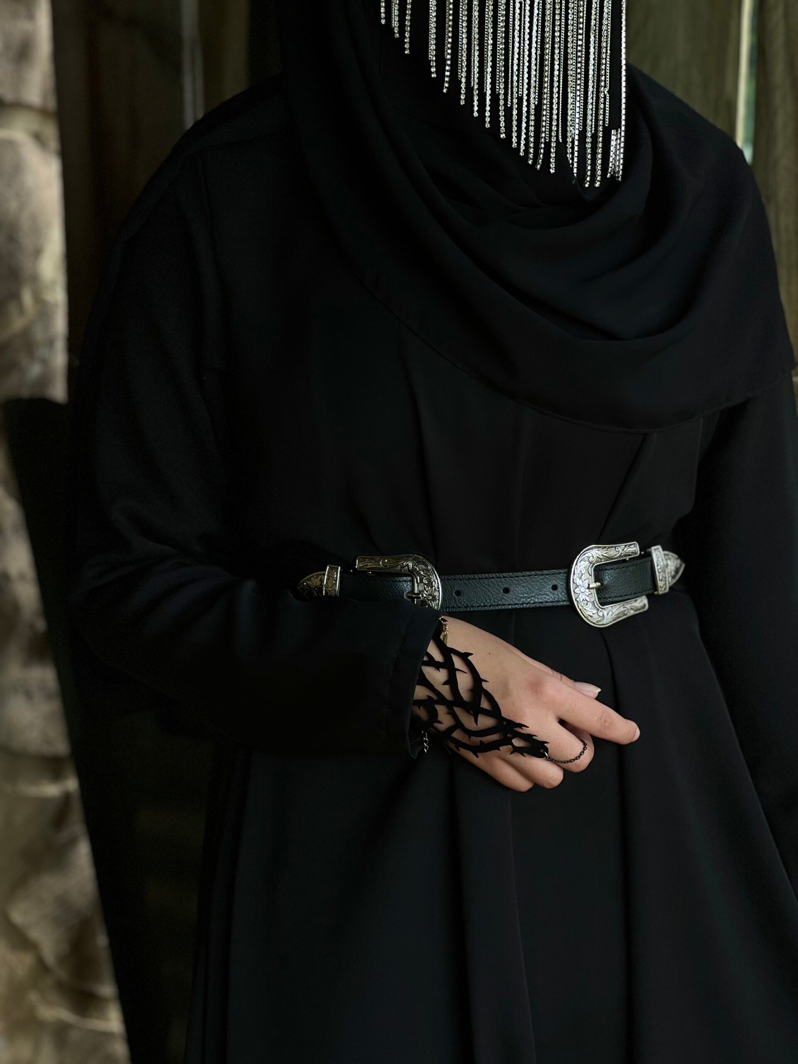 Shezadi Glove - Image 2