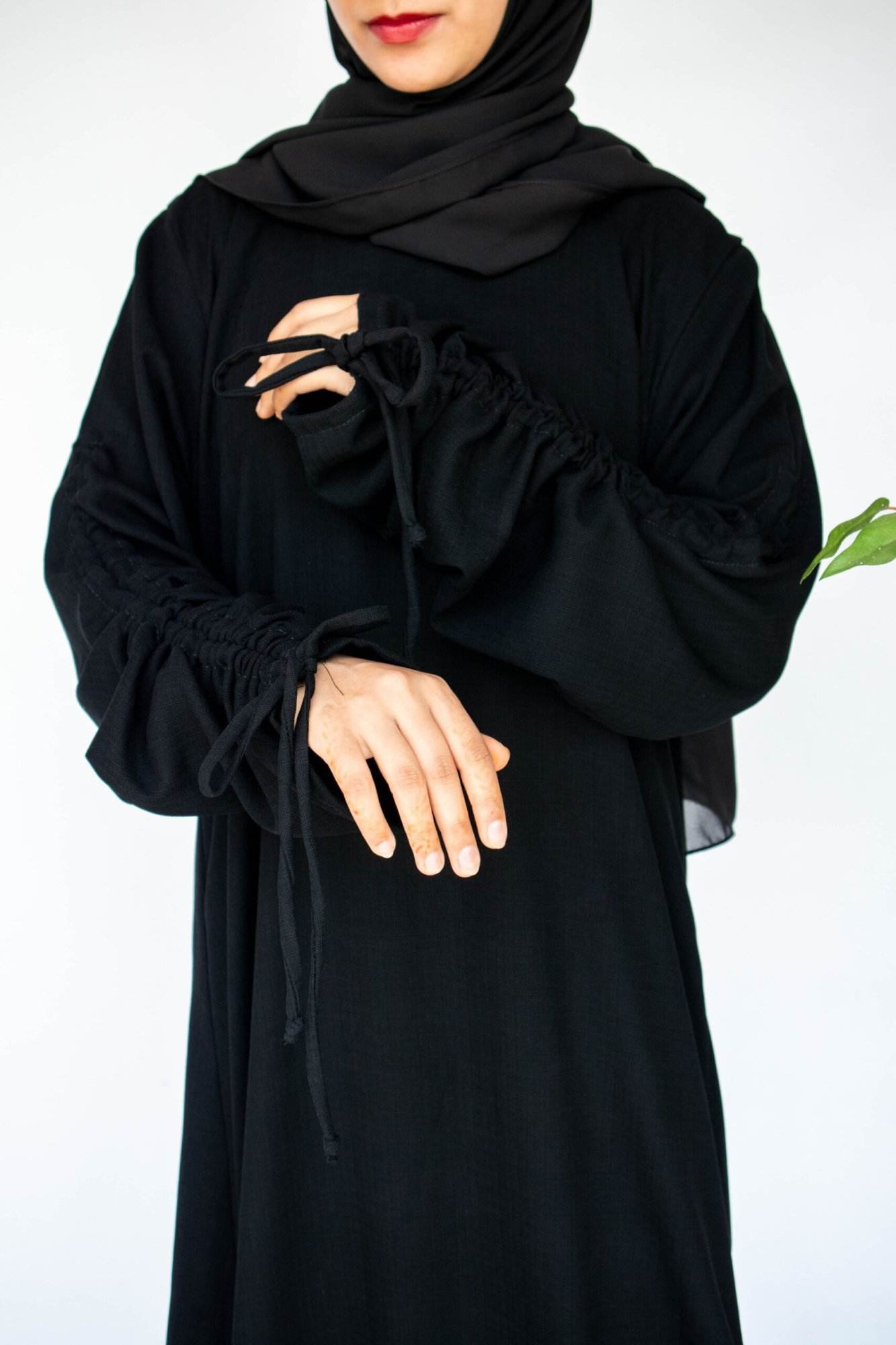 The Arwa Abaya - Image 2