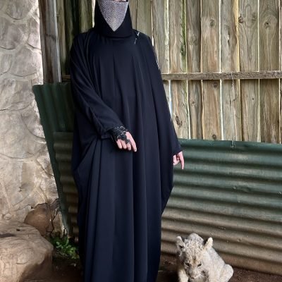 Raaniya Abaya